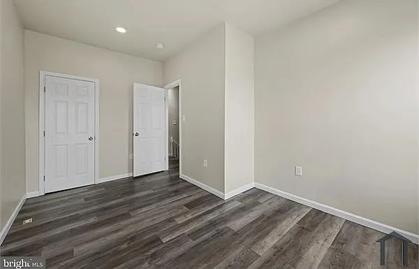 3000 Windsor Ave — Photo 6