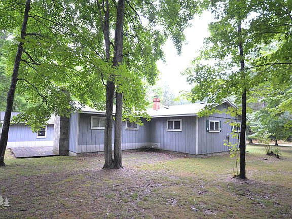 4th image of 10870 Park Dr