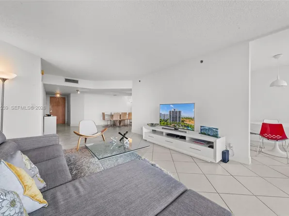 3598 Yacht Club Dr APT 601, Aventura, FL 33180