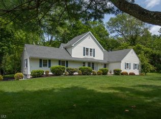 41 Lake Rd, Basking Ridge, NJ 07920