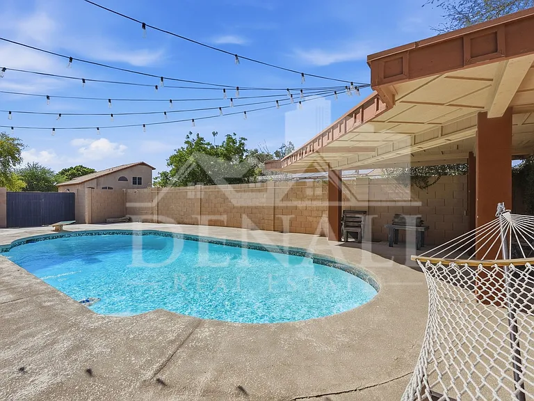 5654 W Mountain View Rd — Photo 32