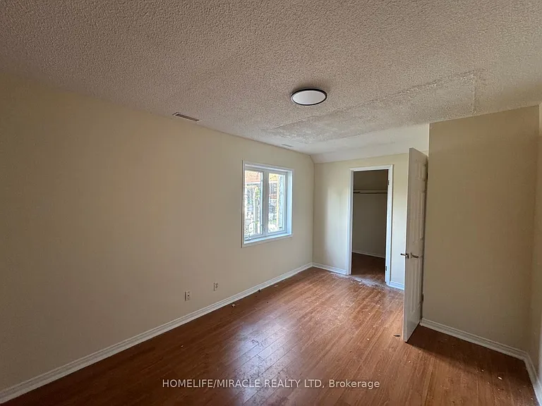 565 Kennedy Rd #1 — Photo 6