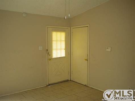 3rd image of 4154 Sunrise Glade Dr