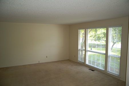 4th image of 8208 Garnet Ln SW