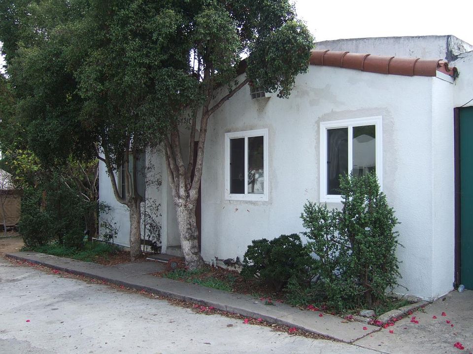 1st image of 2727 Highland Ave