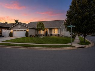 35579 Country Creek Dr, Yucaipa, CA 92399