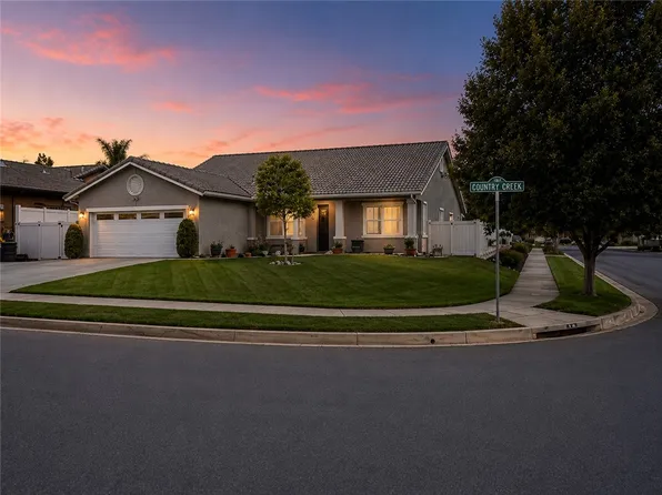 35579 Country Creek Dr, Yucaipa, CA 92399