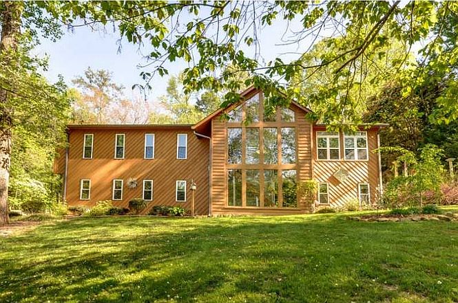 1st image of 146 Bramble Oak Dr
