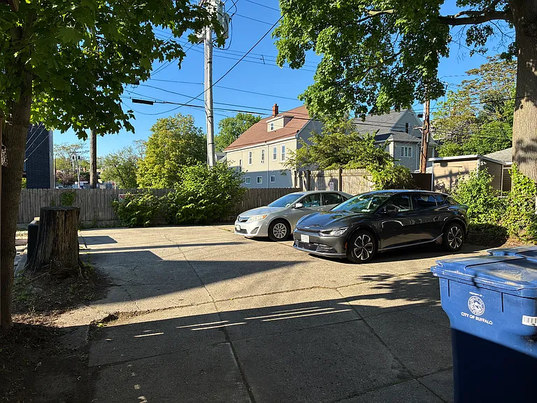 189 Saint James Pl #3 — Photo 11