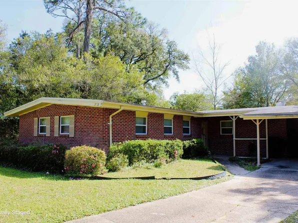 3753 Tom Lane Dr, Pensacola, FL 32504
