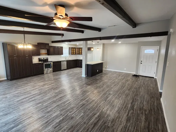 4906 Crestwood Dr, Schertz, TX 78108