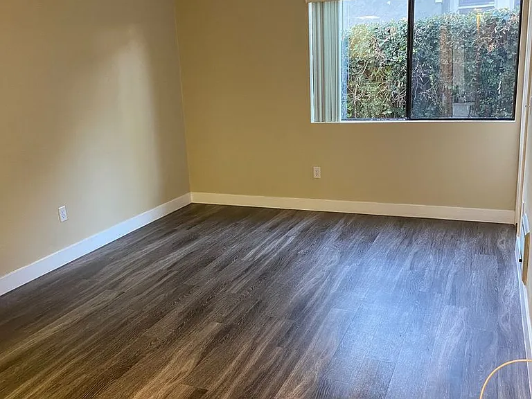 Hillcrest Palms Apartments — Photo 44