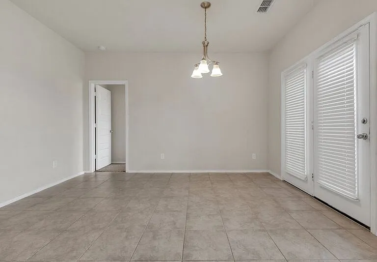 3140 Blacksmith Ln — Photo 7