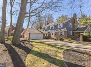 215 Heritage Rd, Cherry Hill, NJ 08034