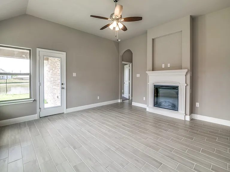 323 Sweetspire Dr — Photo 15