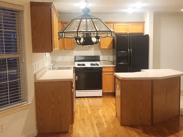 2111 E Cinnamon Way, Fayetteville, AR 72703