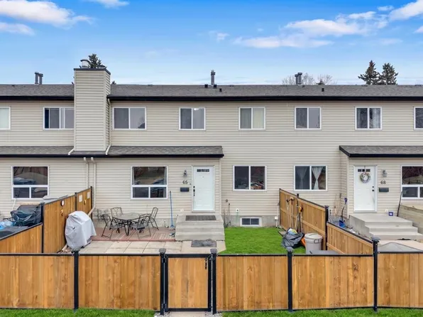 31 W Alford Ave #65, Red Deer, AB T4R 1G9