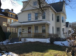 273 Wakelee Ave #2, Ansonia, CT 06401