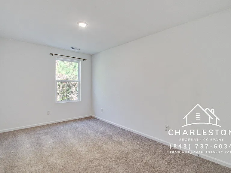 200 Woodward Rd — Photo 21