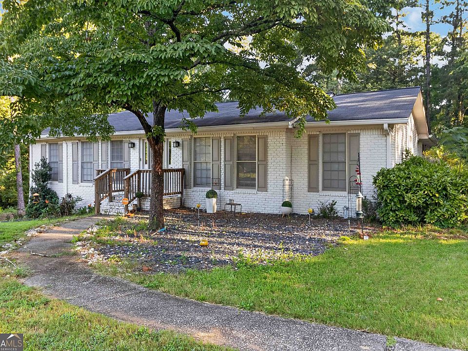 1st image of 4866 Jennifer Ln
