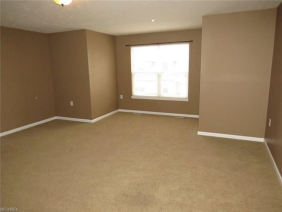 5th image of 6531 Bayside Dr Unit 40
