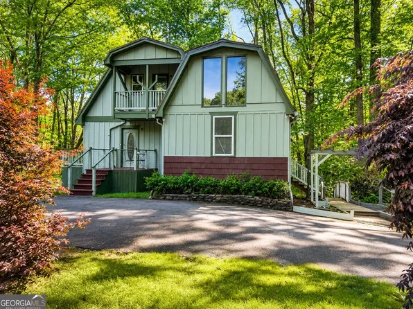327 Lewis Cir, Commerce, GA 30529