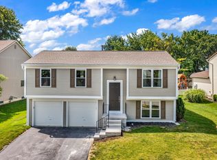 5869 Nike Dr, Hilliard, OH 43026