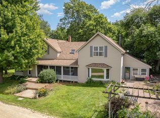 9812 Base Line Rd, Dundas, MN 55019