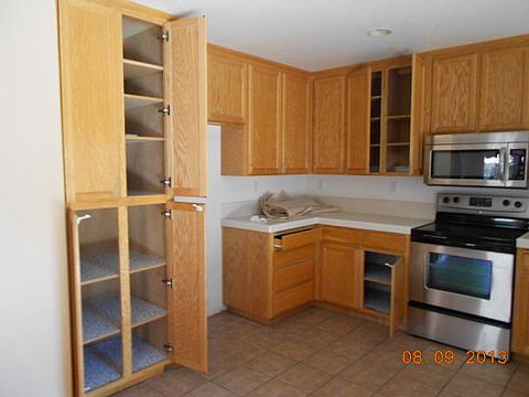 4th image of 3786 Newbury Dr
