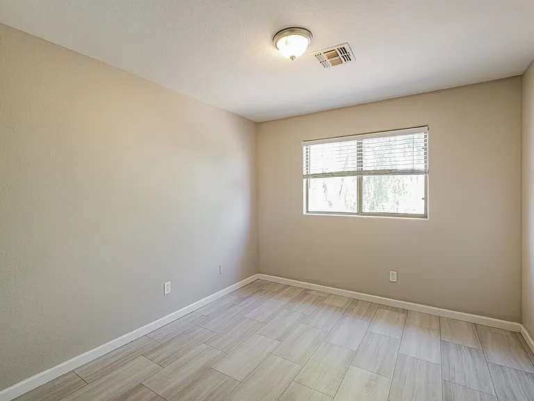 4538 W Fawn Dr — Photo 14
