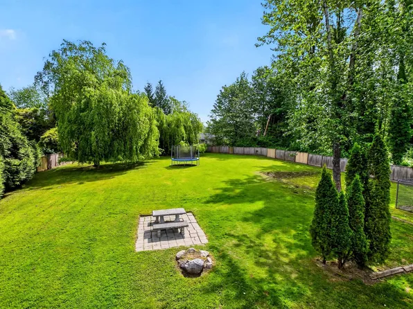 12440 Ansell St, Maple Ridge, BC V4R 1L4