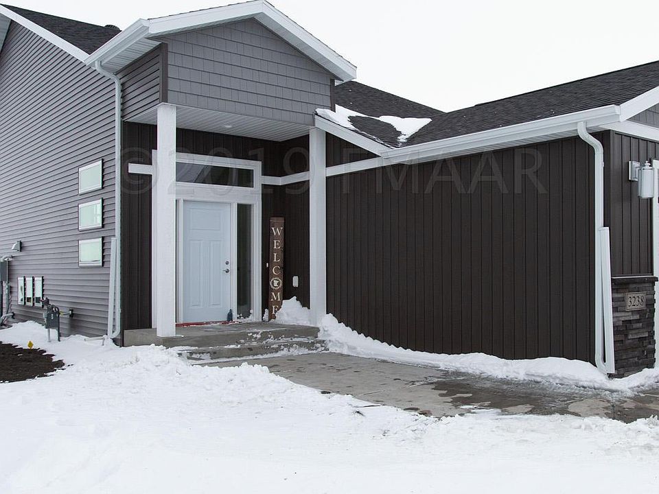 1st image of 3238 31st St S