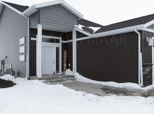 3238 31st St S, Moorhead, MN 56560