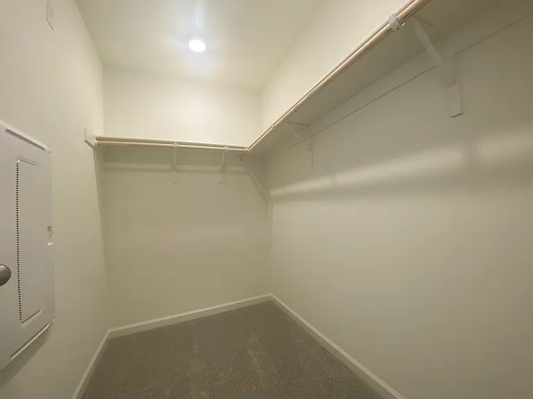 564 Spalding Way — Photo 21