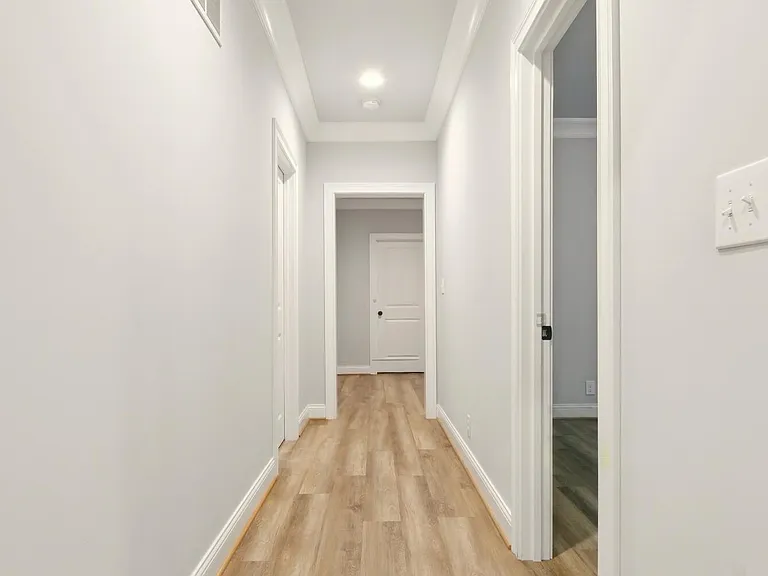 6218 Mistflower Cir — Photo 37