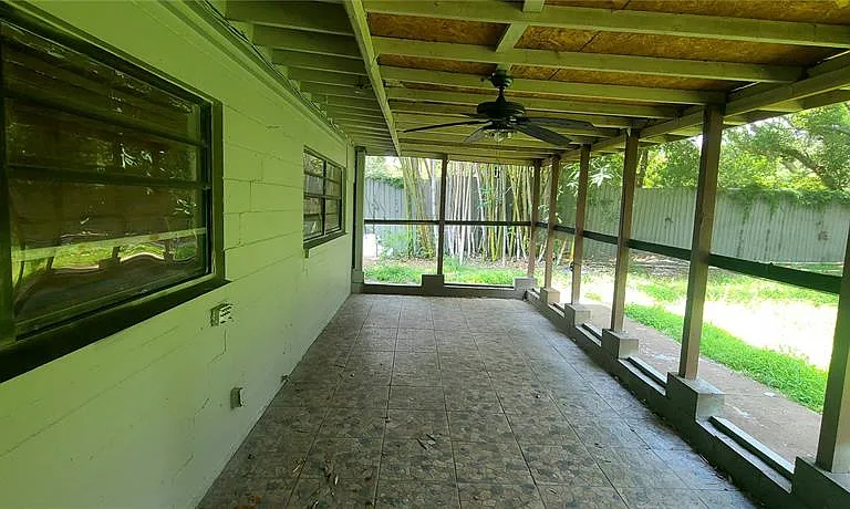 301 Hope Cir — Photo 7