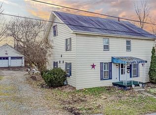 11050 Old Trail Rd, North Huntingdon, PA 15642