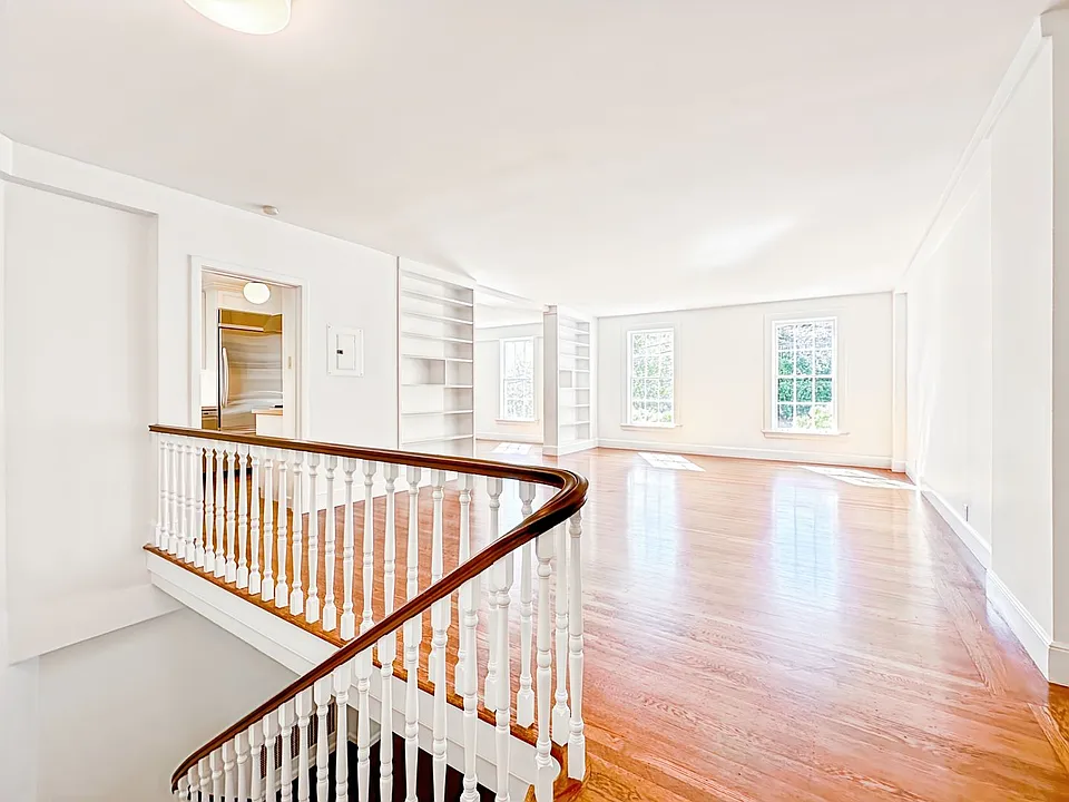 2999 Pacific Ave #1