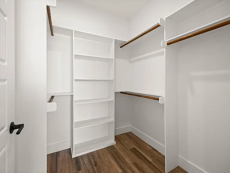 802 S Creek St #108 — Photo 13