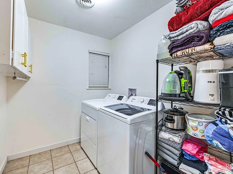 3108 Oak Forest Dr — Photo 28