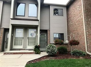 42497 Lilley Pointe Dr #25, Canton, MI 48187