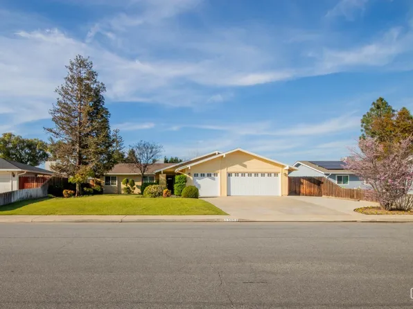 13904 Veracruz Dr, Bakersfield, CA 93314