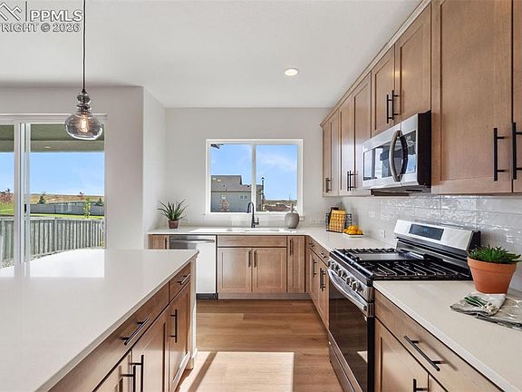 7th image of this home