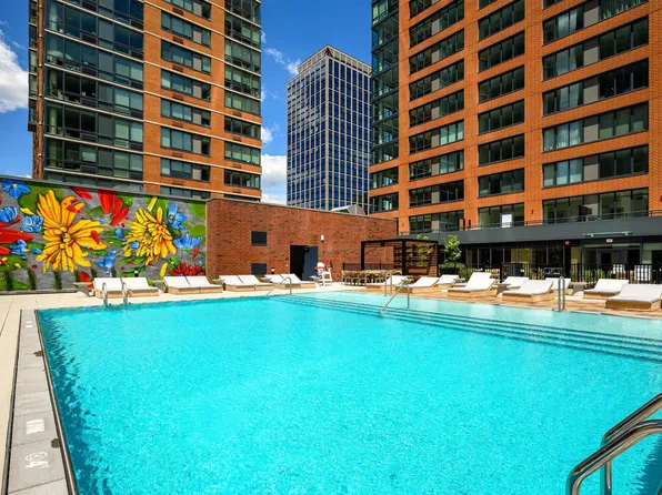 155 Bay Street image 27 of 44