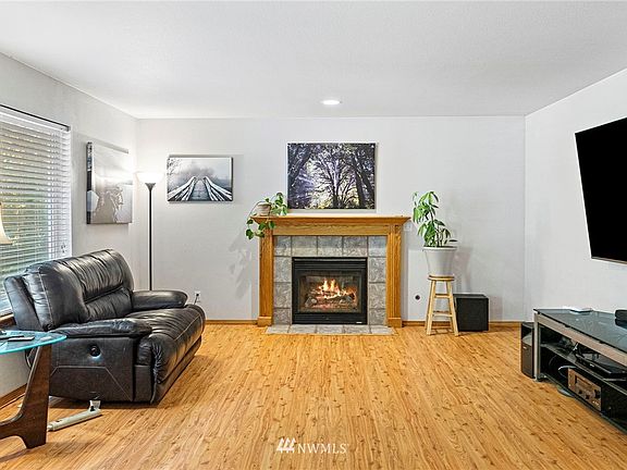 5th image of 5665 Banner Road SE