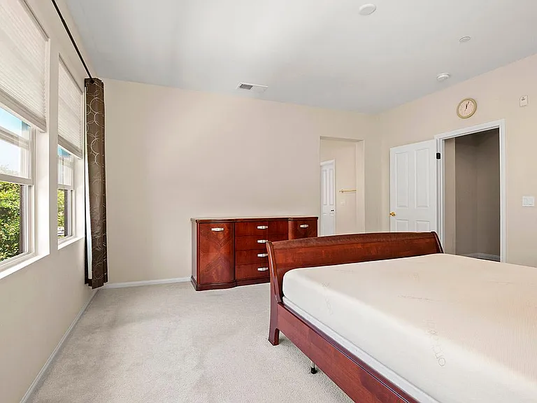 10667 Golden Willow Trl #150 — Photo 24