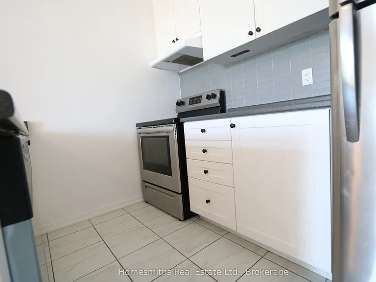 80 Aspen Springs Dr #314 — Photo 18
