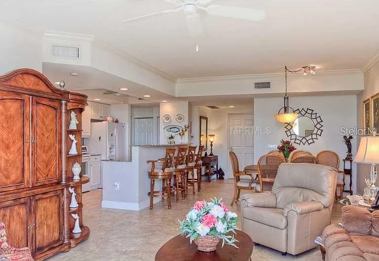 800 N Tamiami Trl #303 — Photo 11