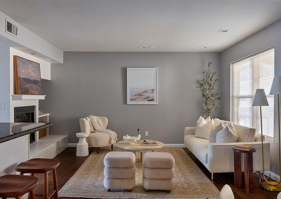 1st image of 600 NW 4th St APT 313N