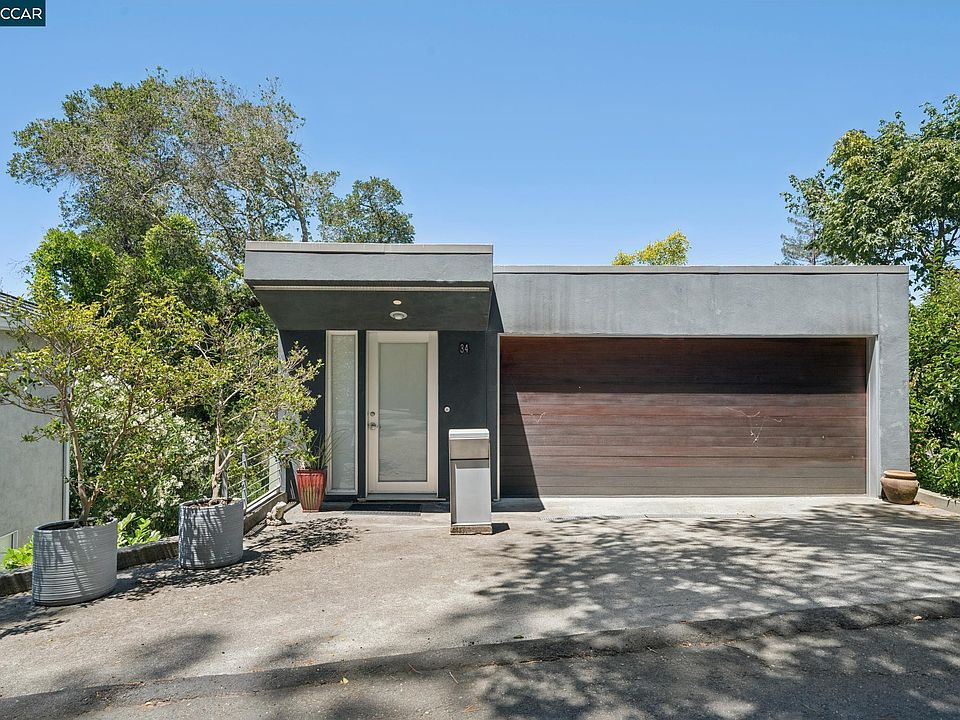 1st image of 34 Underhill Rd